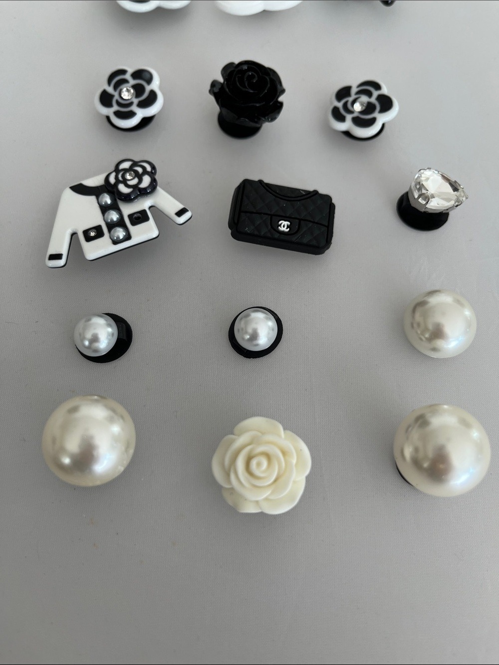 Assortment of 15 Bag Charms - Picture 3 of 5